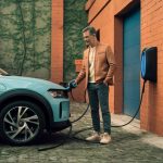Combien de temps pour recharger une voiture électrique : temps de charge en prise domestique, wallbox et borne rapide